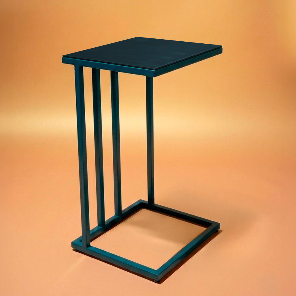 Mesa de apoyo lateral Bargiotti fierro negro para terraza y living