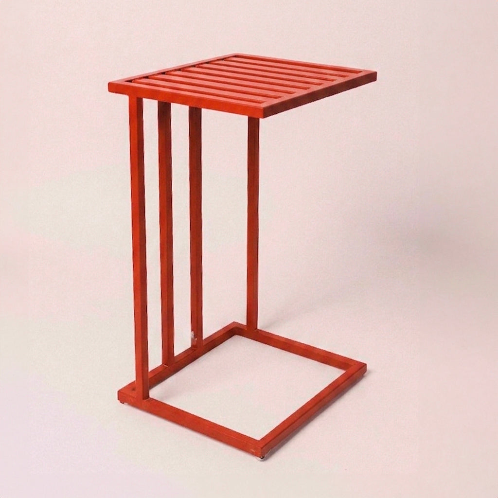 Mesa de apoyo lateral Bargiotti fierro rojo para terraza y living